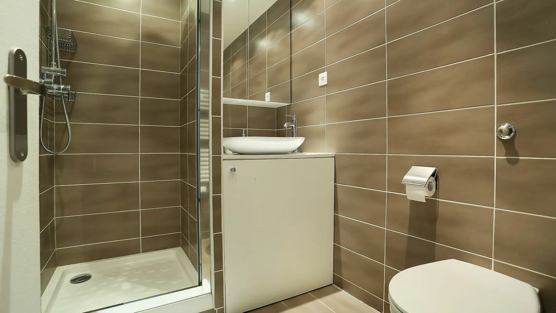 Studio Prestige Champs Elysees Parigi 0*,  Francia