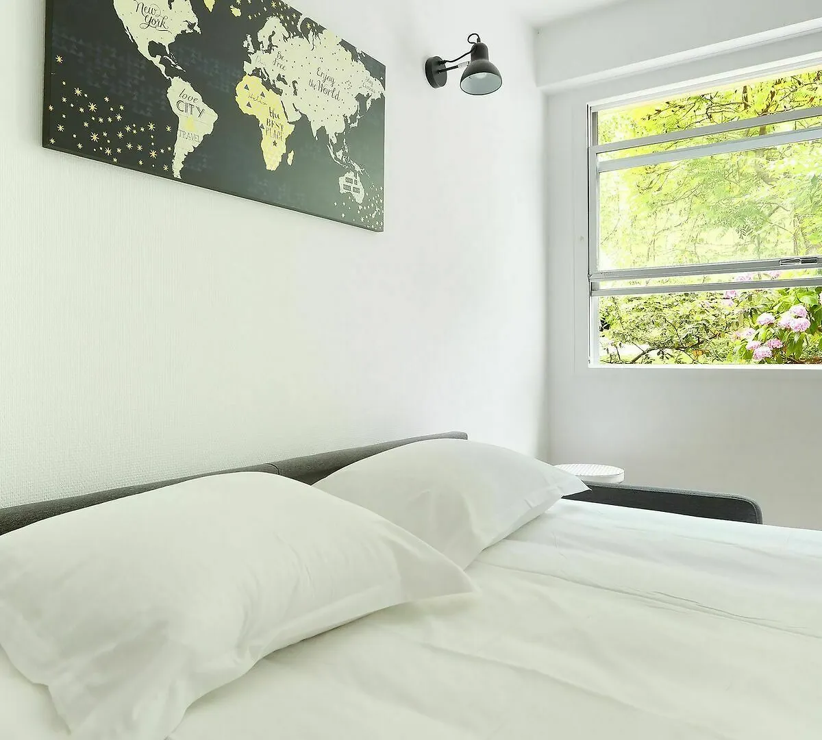 Studio Prestige Champs Elysees Parigi